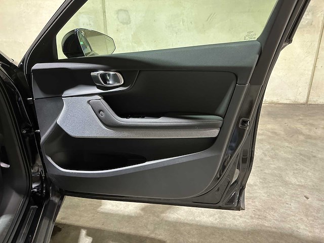 Polestar 2 performance lrdm launched. 78kwh 408pk 2020, k-012-fr - afbeelding 33 van  54