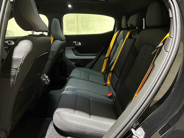 Polestar 2 performance lrdm launched. 78kwh 408pk 2020, k-012-fr - afbeelding 39 van  54