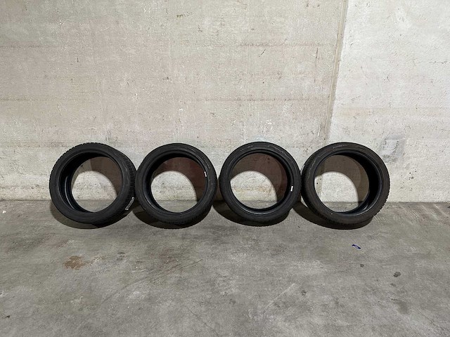 Polestar 2 performance lrdm launched. 78kwh 408pk 2020, k-012-fr - afbeelding 40 van  54