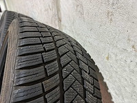 Polestar 2 performance lrdm launched. 78kwh 408pk 2020, k-012-fr - afbeelding 44 van  54