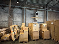 Poliform spa - artex - interieur o.a. luxe keukenopstelling, inloopkledingkast en boekenwand - afbeelding 2 van  8