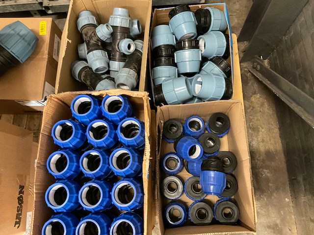 Politex partij pvc water koppeling - afbeelding 1 van  3