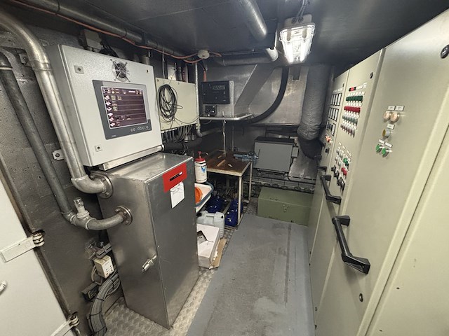 Politievaartuig / patrouillevaartuig engelaer shipbuilding b.v. , p-3, bouwjaar 1997 - afbeelding 43 van  81