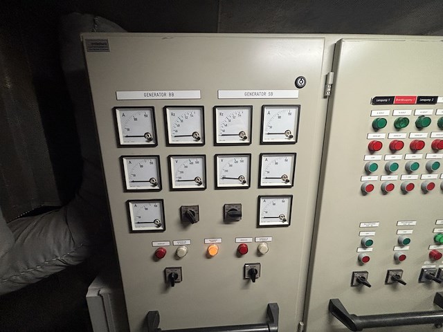 Politievaartuig / patrouillevaartuig engelaer shipbuilding b.v. , p-3, bouwjaar 1997 - afbeelding 49 van  81