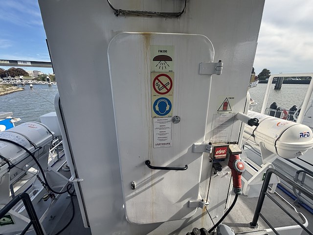 Politievaartuig / patrouillevaartuig engelaer shipbuilding b.v. , p-3, bouwjaar 1997 - afbeelding 63 van  81