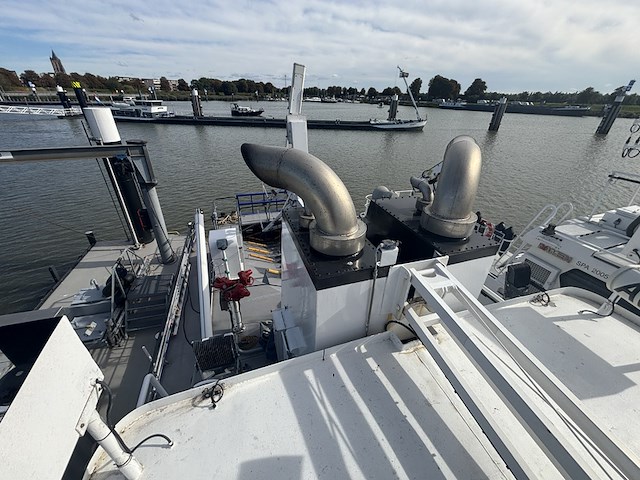 Politievaartuig / patrouillevaartuig engelaer shipbuilding b.v. , p-3, bouwjaar 1997 - afbeelding 66 van  81