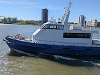 Politievaartuig / patrouillevaartuig (p1), wit en blauw - afbeelding 101 van  122
