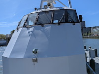 Politievaartuig / patrouillevaartuig (p1), wit en blauw - afbeelding 112 van  122