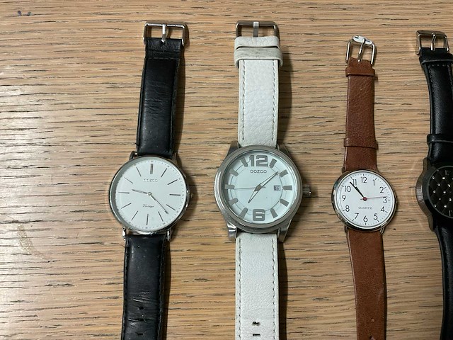 Polshorloge (8x) - afbeelding 2 van  5