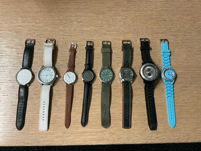 Polshorloge (8x) - afbeelding 1 van  5