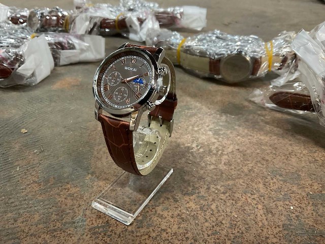 Polshorloge (90x) - afbeelding 1 van  5