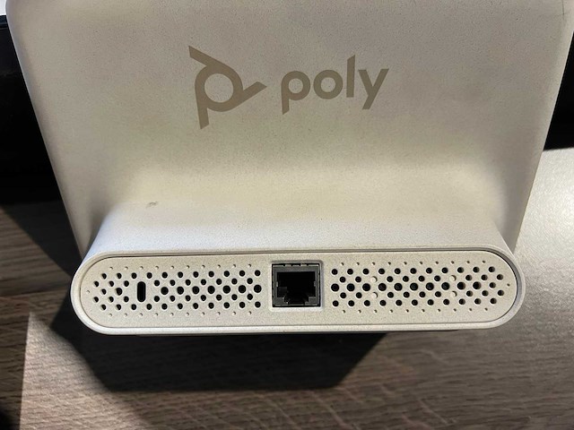 Poly - videobar touchscreen - tc8 - overige kantoorinventaris - afbeelding 3 van  4