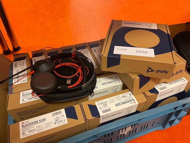 Poly blackwire 5220 usb headset (15x) - afbeelding 1 van  2