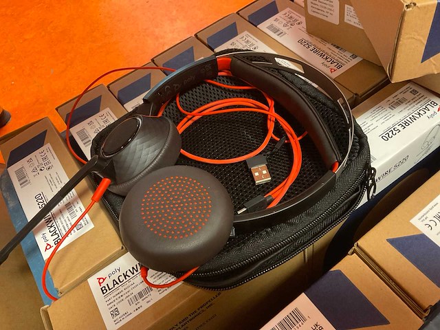 Poly blackwire 5220 usb headset (15x) - afbeelding 2 van  2