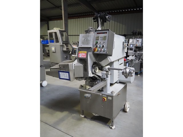 Poly-clip system gmbh & co. kg - afbeelding 1 van  13