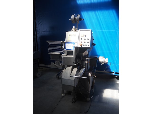 Poly-clip system gmbh & co. kg - afbeelding 12 van  20