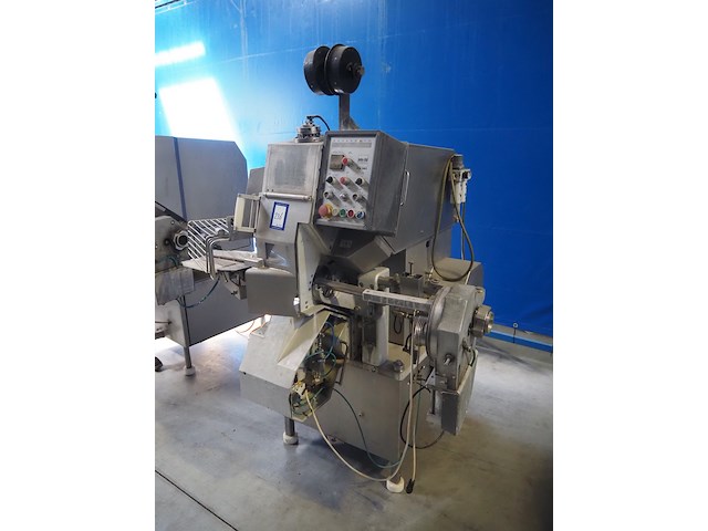 Poly-clip system gmbh & co. kg - afbeelding 1 van  12