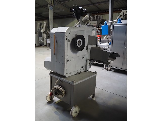 Poly-clip system gmbh & co. kg - afbeelding 7 van  13