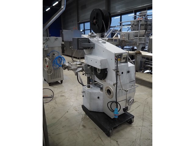 Poly-clip system gmbh & co. kg - afbeelding 7 van  12