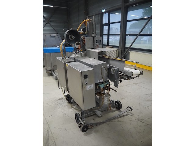 Poly-clip system gmbh & co. kg - afbeelding 12 van  18