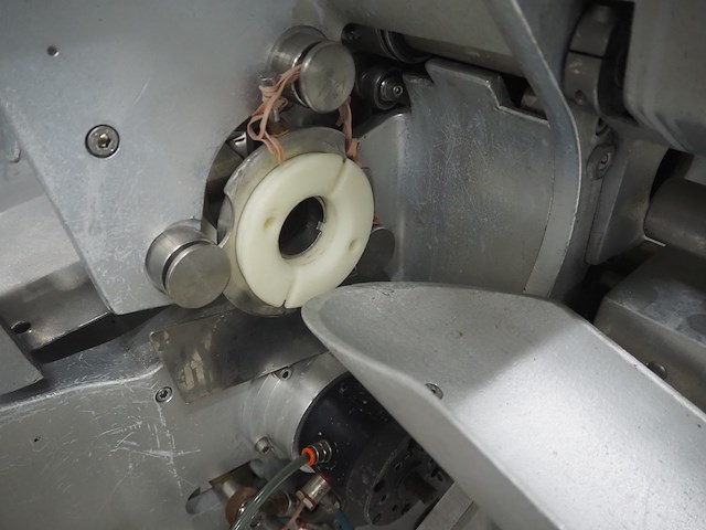 Poly-clip system gmbh & co. kg - afbeelding 13 van  15
