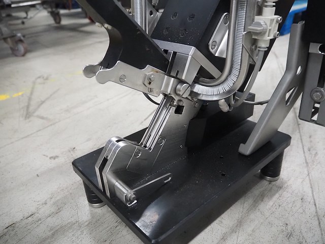 Poly-clip system gmbh & co. kg - afbeelding 8 van  12