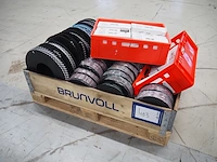 Poly-clip system gmbh & co. kg