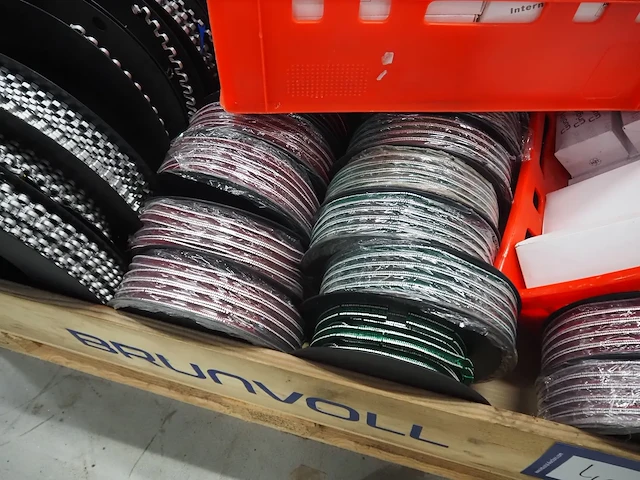 Poly-clip system gmbh & co. kg - afbeelding 8 van  11