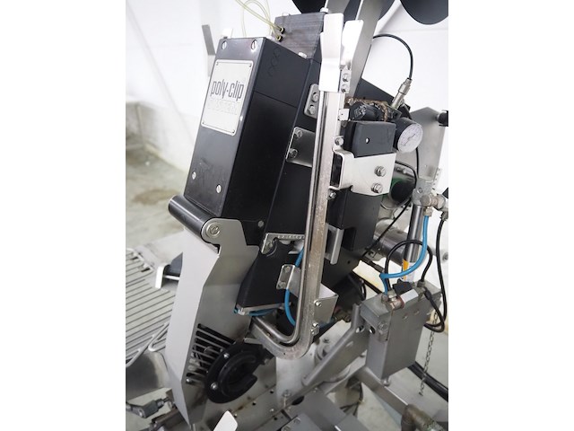 Poly-clip system gmbh & co.kg - afbeelding 15 van  16