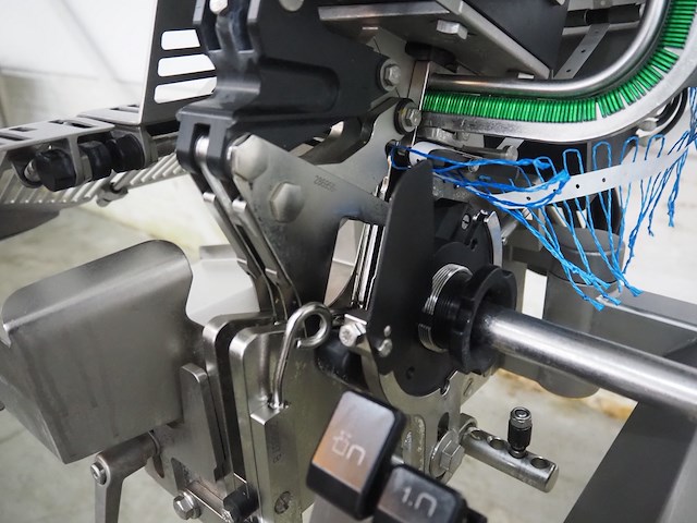 Poly-clip system gmbh & co.kg - afbeelding 2 van  21