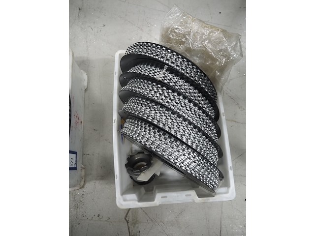 Poly-clip system gmbh - afbeelding 14 van  22