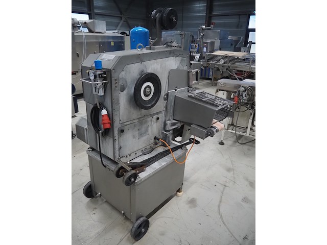 Poly-clip system gmbh - afbeelding 14 van  20