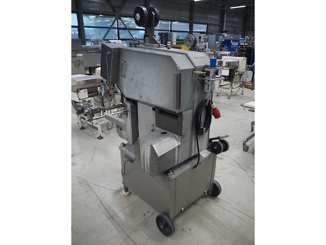 Poly-clip system gmbh - afbeelding 15 van  20