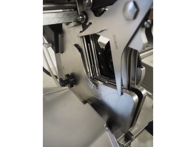 Poly-clip systems gmbh & co.kg - afbeelding 2 van  17