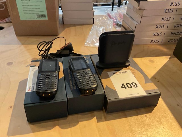 Poly dect ip telefoon - afbeelding 1 van  4