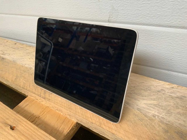 Poly tc8 touchcontroller - afbeelding 1 van  3