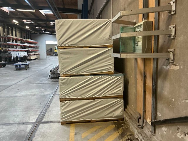 Polycarbonaat kanaalplaat (140x) - afbeelding 4 van  4