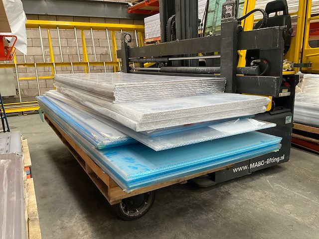 Polycarbonaat kanaalplaat (170x) - afbeelding 10 van  21