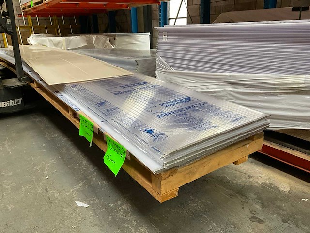 Polycarbonaat kanaalplaat (230x) - afbeelding 27 van  30