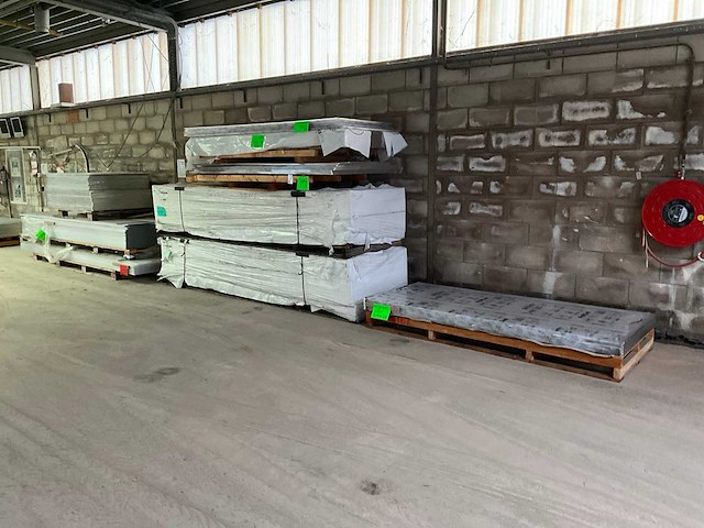 Polycarbonaat kanaalplaat (240x) - afbeelding 11 van  20