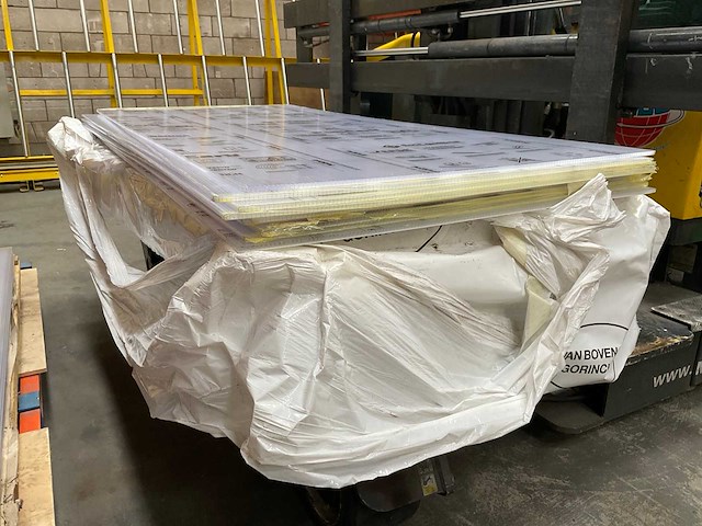 Polycarbonaat kanaalplaat (240x) - afbeelding 14 van  20