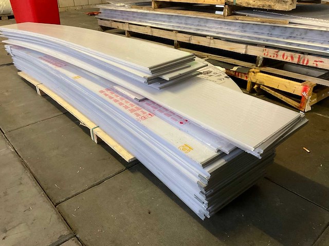 Polycarbonaat kanaalplaat (50x) - afbeelding 3 van  7