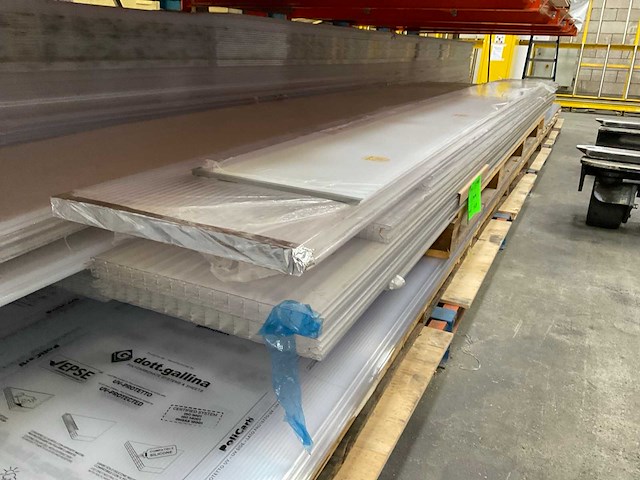 Polycarbonaat kanaalplaat (85x) - afbeelding 3 van  13