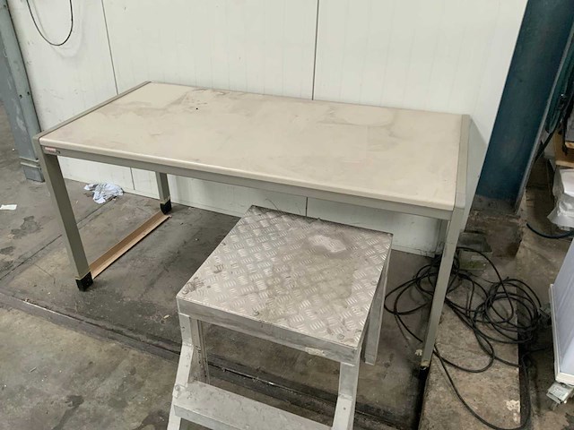 Polycarbonaat lichtmeubel en diversen - afbeelding 3 van  4