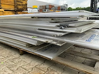 Polycarbonaat plaat mix 3000/4000x980x18mm (29x) - afbeelding 5 van  7