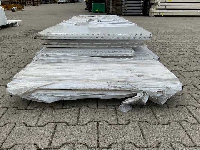 Polycarbonaat plaat mix 4000x980x18mm (13x) - afbeelding 6 van  6