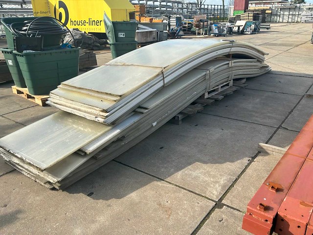 Polycarbonaat plaat - afbeelding 1 van  7