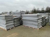 Polycarbonaat platen (4000x) - afbeelding 19 van  30