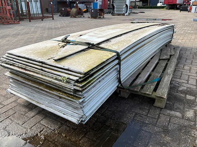 Polycarbonaat platen dakmateriaal (42x) - afbeelding 5 van  9