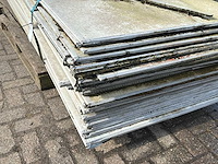 Polycarbonaat platen dakmateriaal (42x) - afbeelding 9 van  9